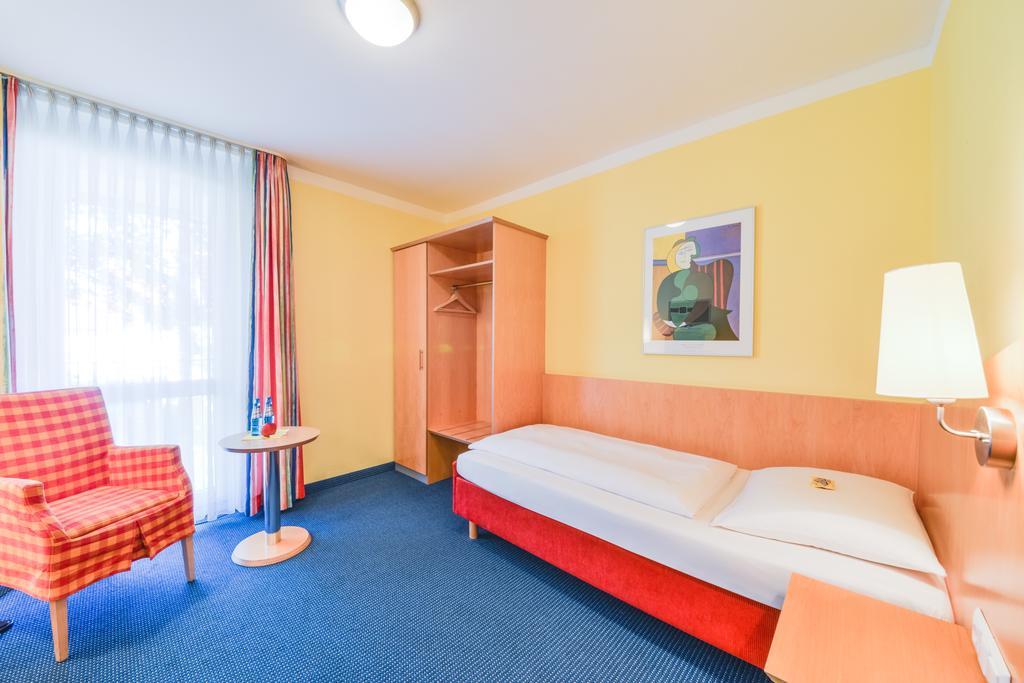 Hotel Beim Schrey Kirchheim bei Muenchen Номер фото