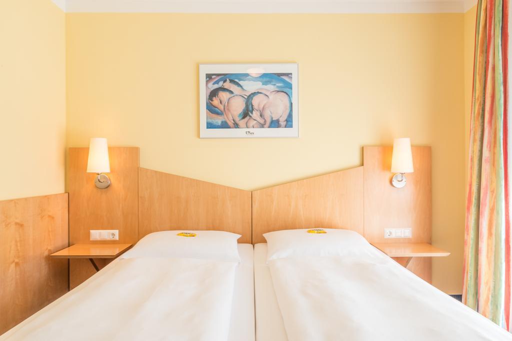 Hotel Beim Schrey Kirchheim bei Muenchen Номер фото